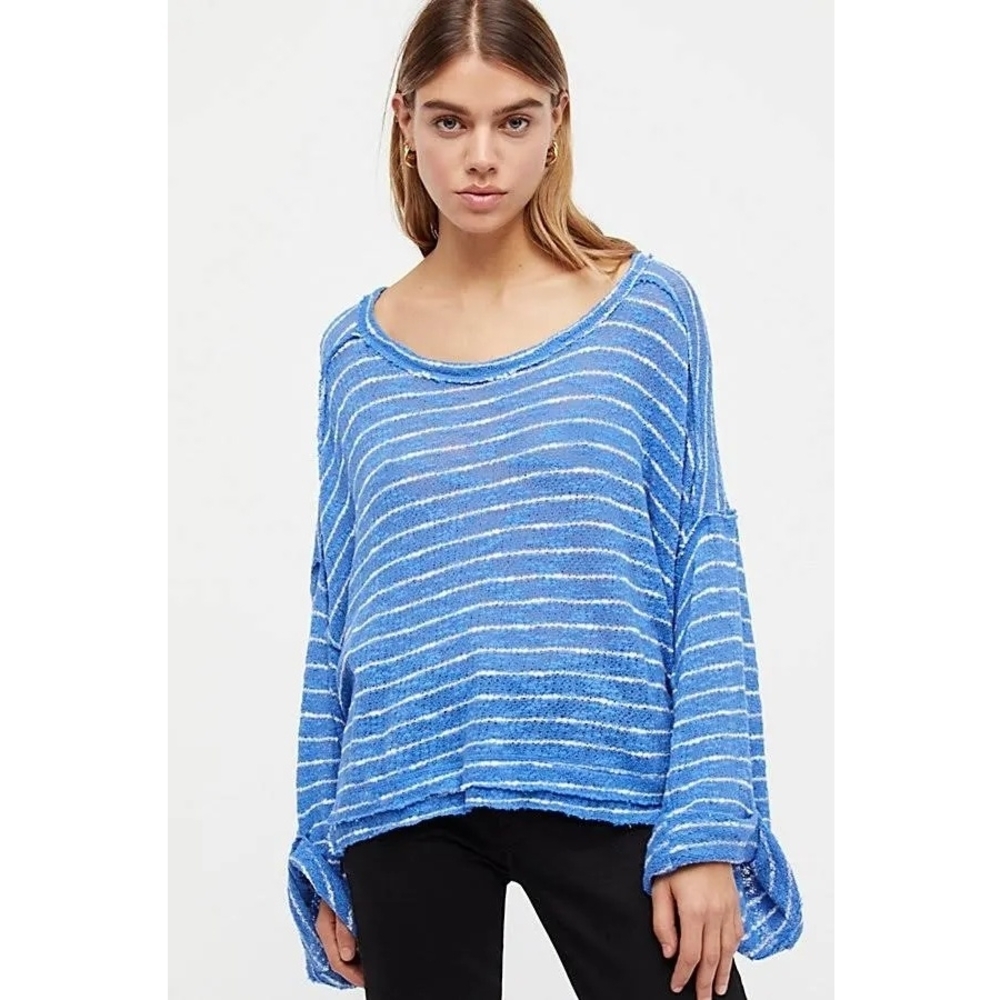 New We The Free Island Girl Hacci Top Oversized Raw Hem Distressed| Blue| Small